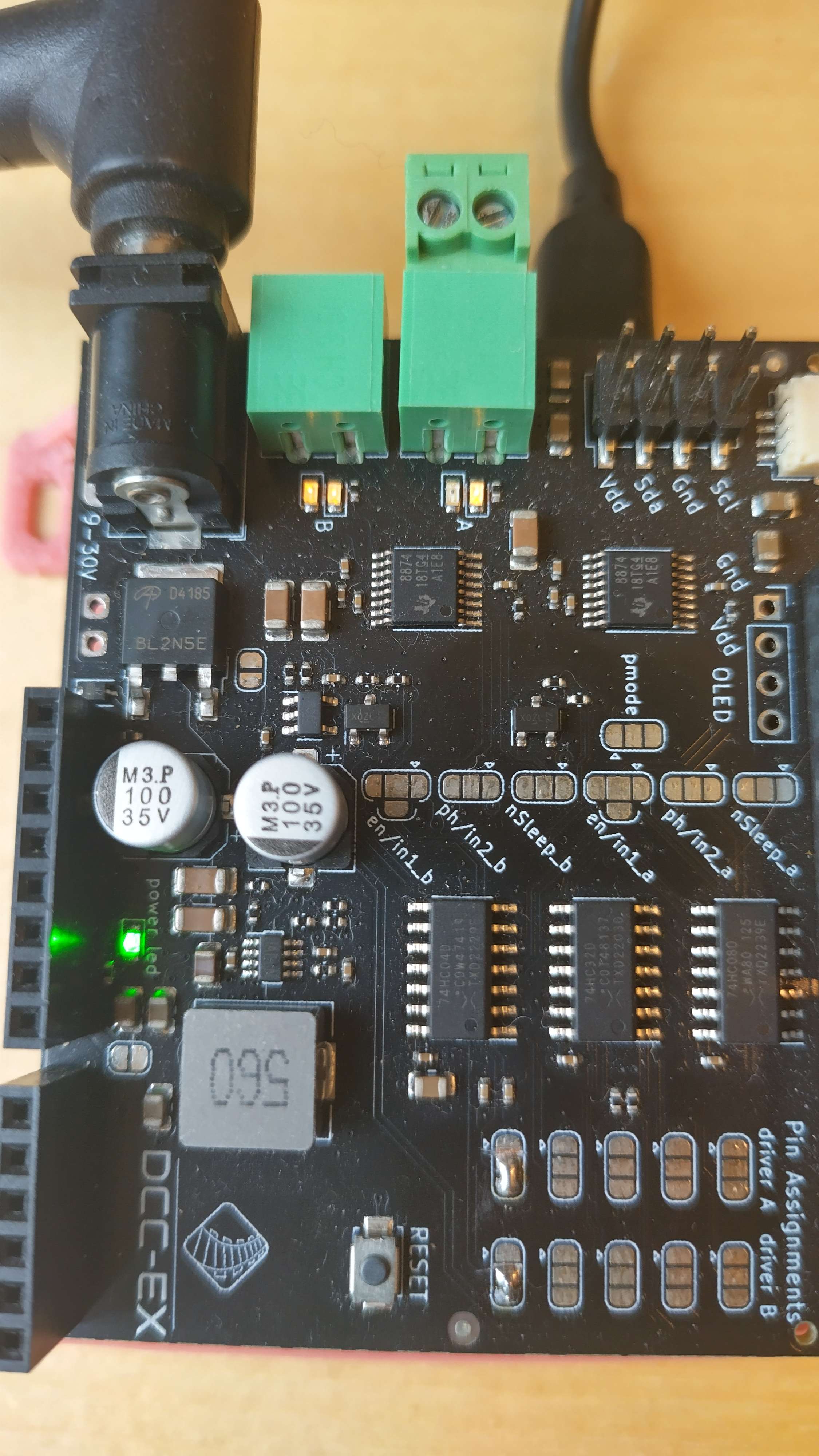 Track A DC/B Main throttle