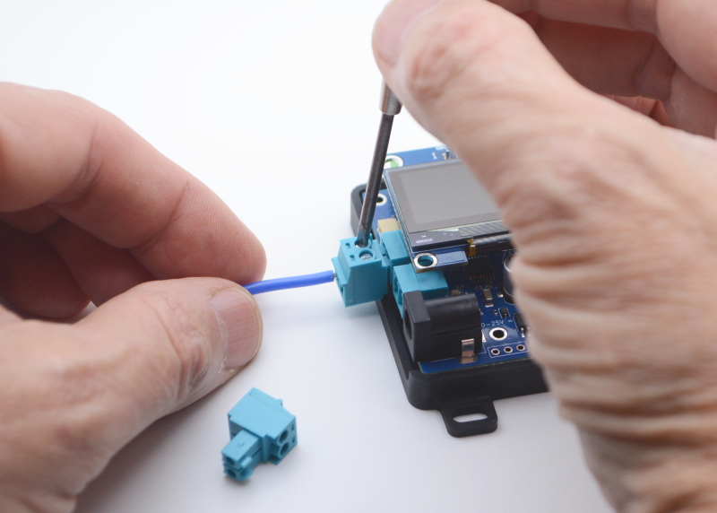 Tightening Screws
